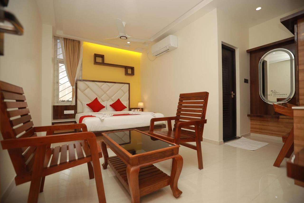 ホテル Sree Bharat Residency Alāndurai エクステリア 写真