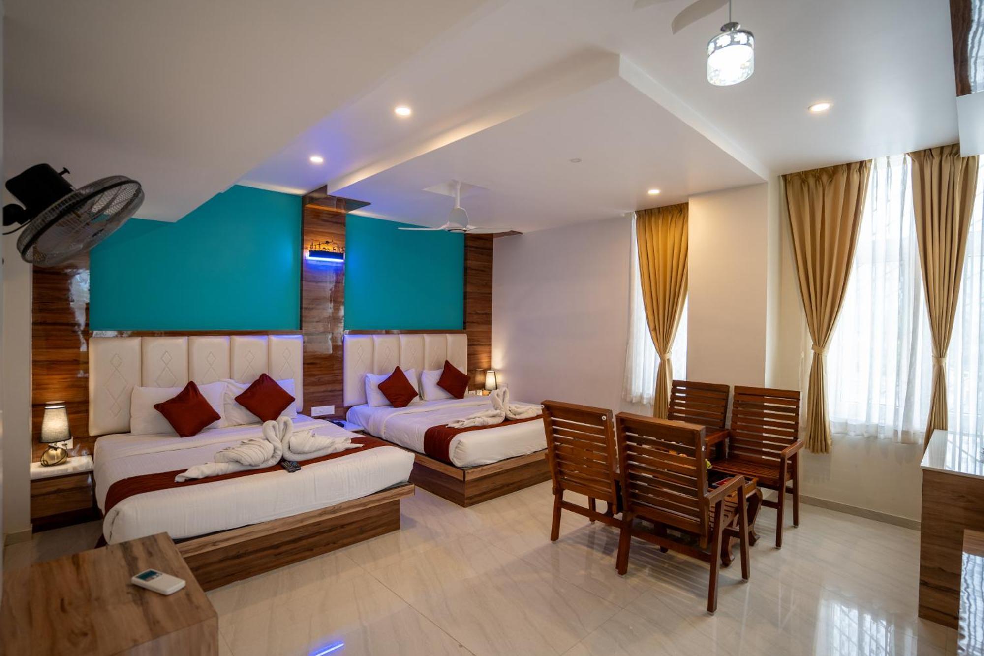 ホテル Sree Bharat Residency Alāndurai エクステリア 写真